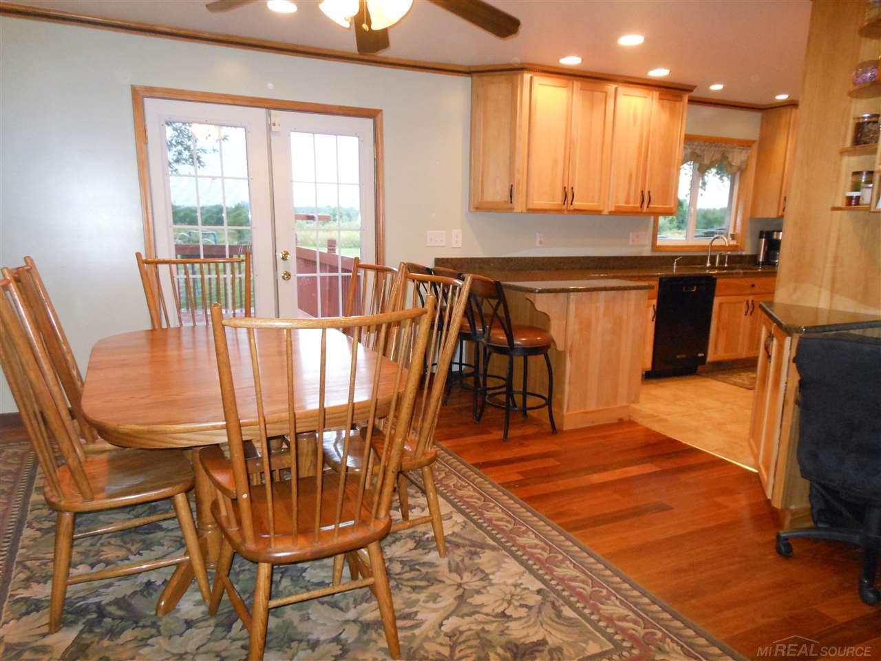 7645 Gibbons Road Jeddo, MI 48032 - Photo 13 of 27 31329803-12.JPG