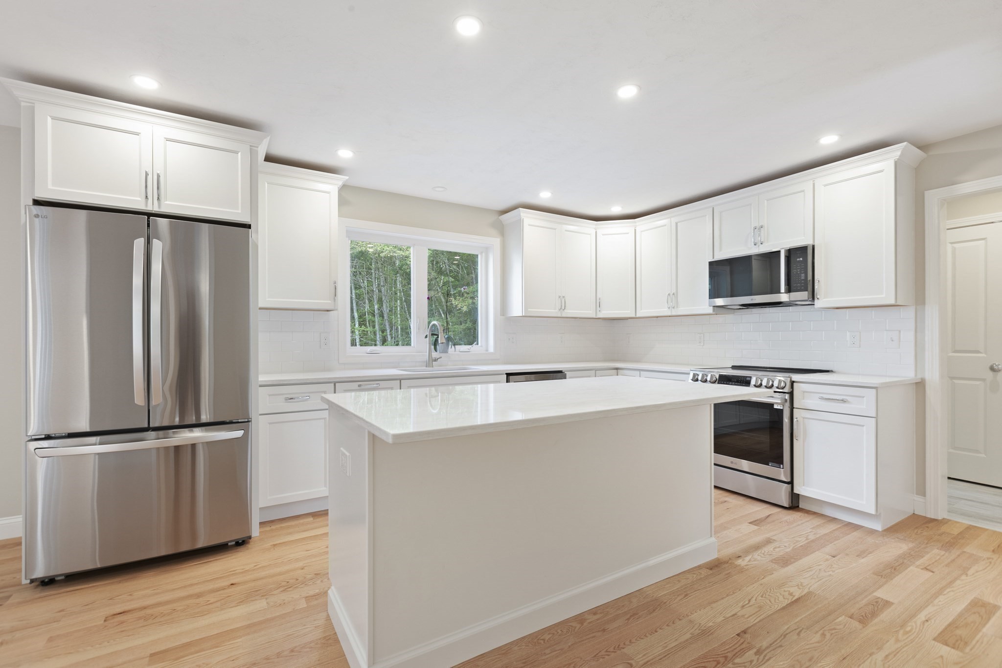 43 Martin Road Douglas, MA 01516 - Photo 19 of 41 Gallery Image 19