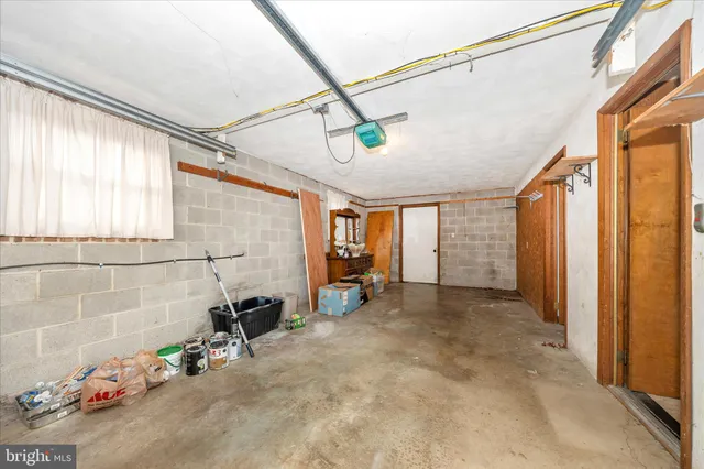 a view of a storage & utility room