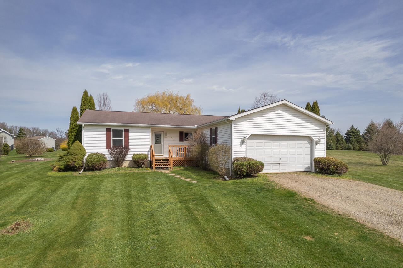 4400 Coon Hill Road Pleasant Lake, MI 49272 - Photo 2 of 35 4400 Coonhill Rd - 1028