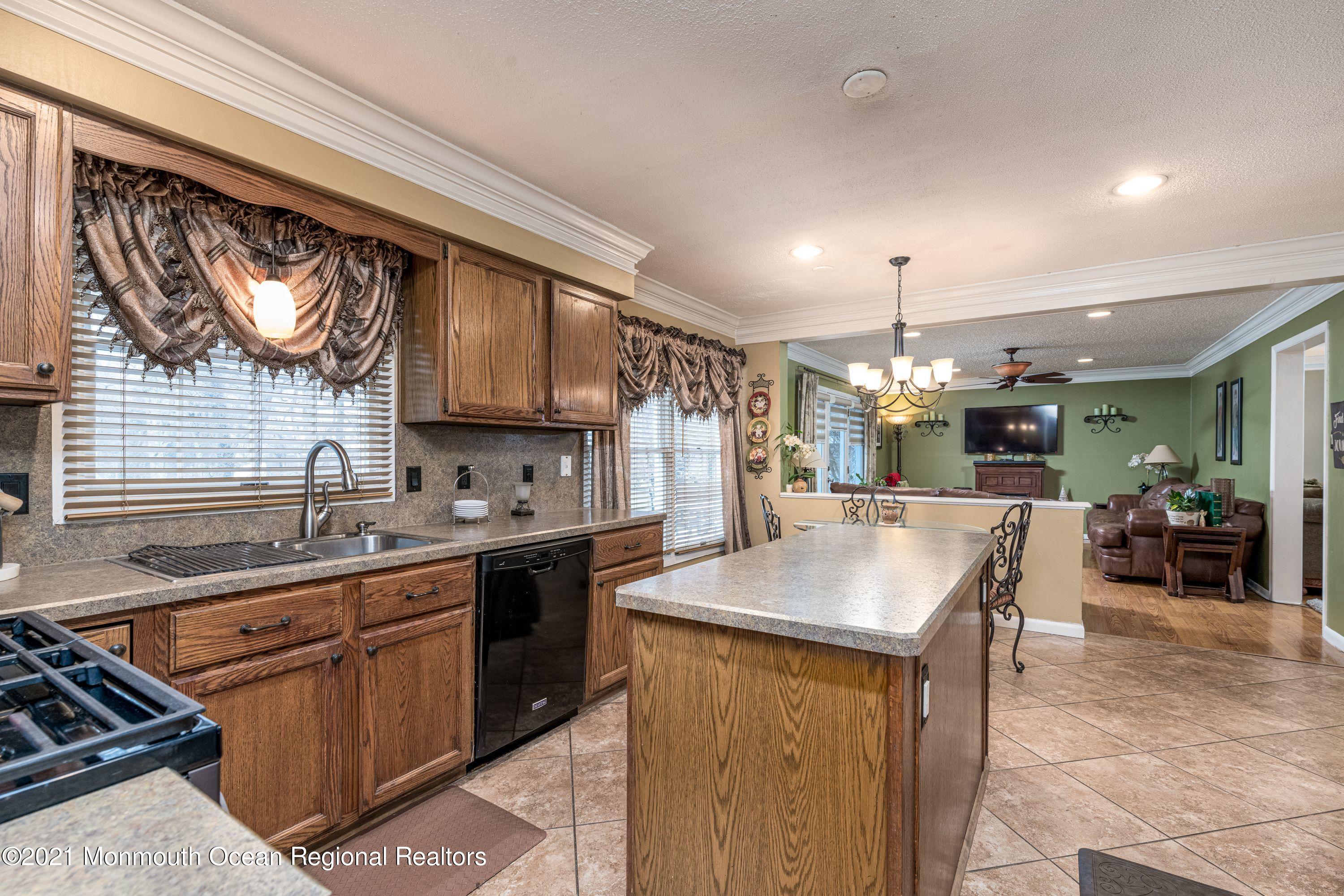 45 Hickory Hill Road Jackson, NJ 08527 - Photo 12 of 47 HickoryHill9