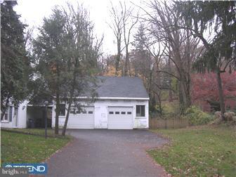 1206 Pheasant Road Rydal, PA 19046 - Photo 2 of 12 Garage