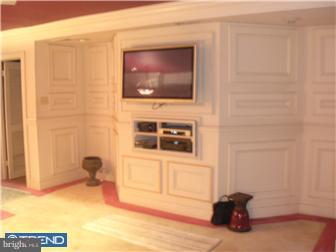 1206 Pheasant Road Rydal, PA 19046 - Photo 6 of 12 Family Room