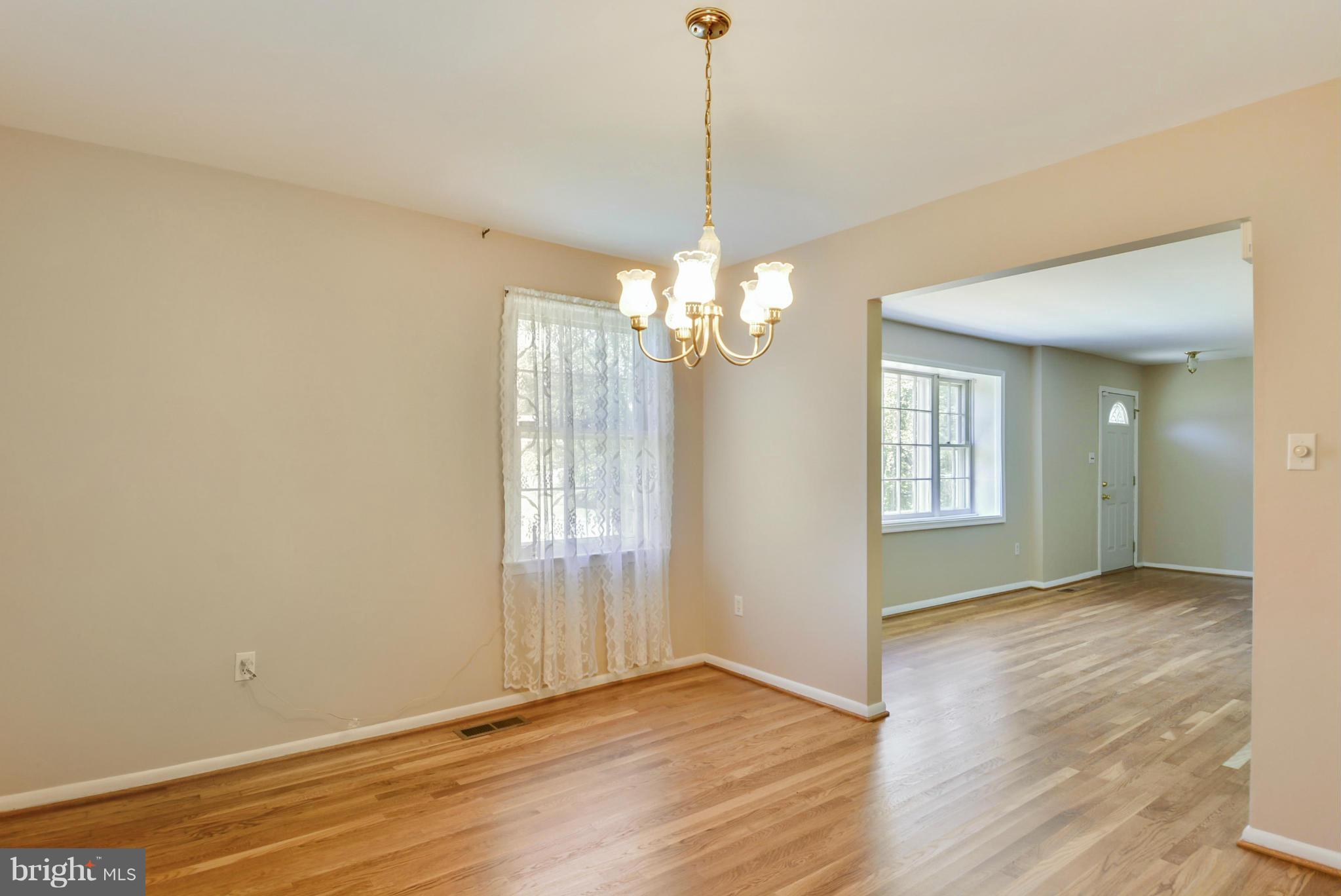 19436 Olney Mill Road Olney, MD 20832 - Photo 6 of 30 Dining Room