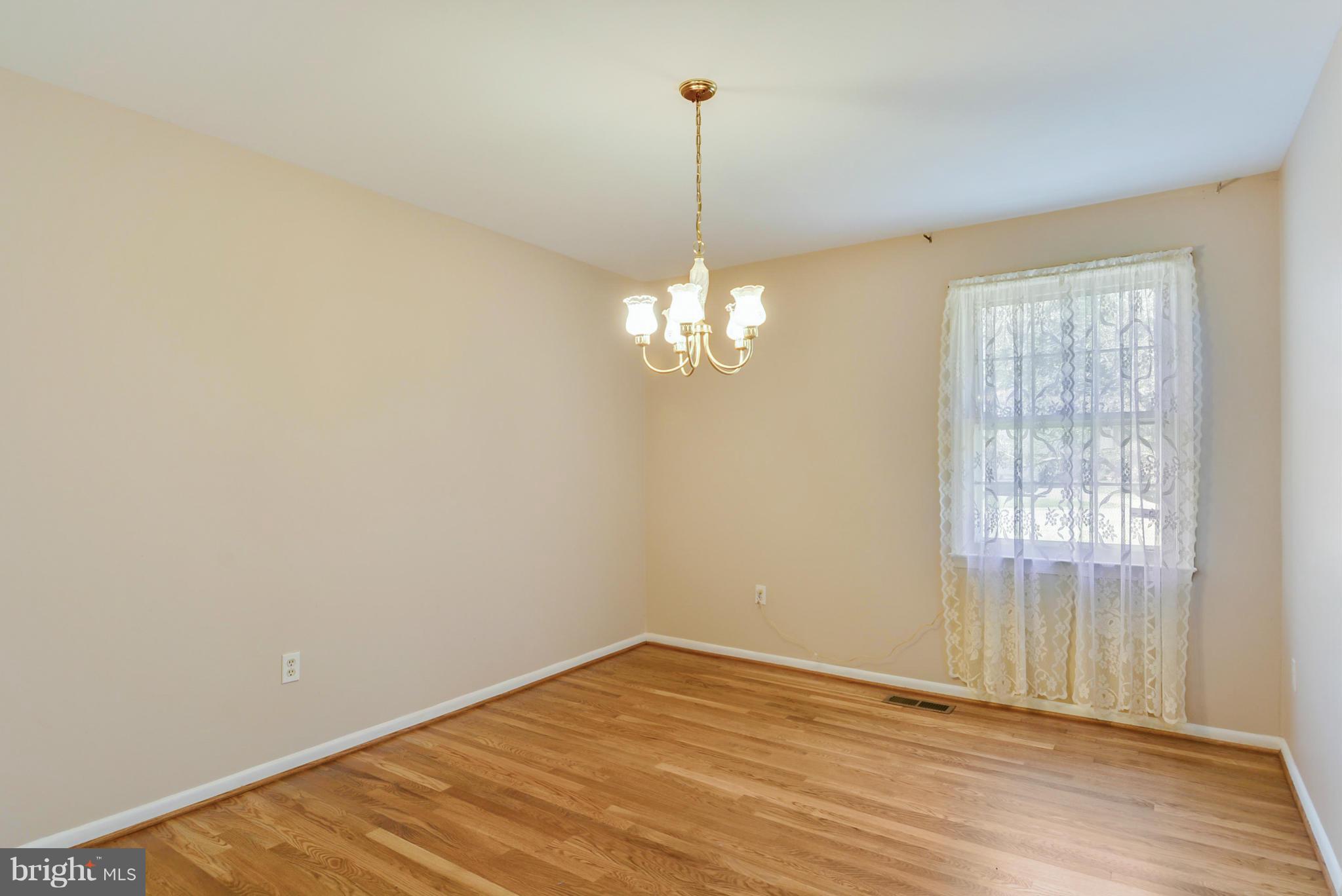 19436 Olney Mill Road Olney, MD 20832 - Photo 7 of 30 Dining Room