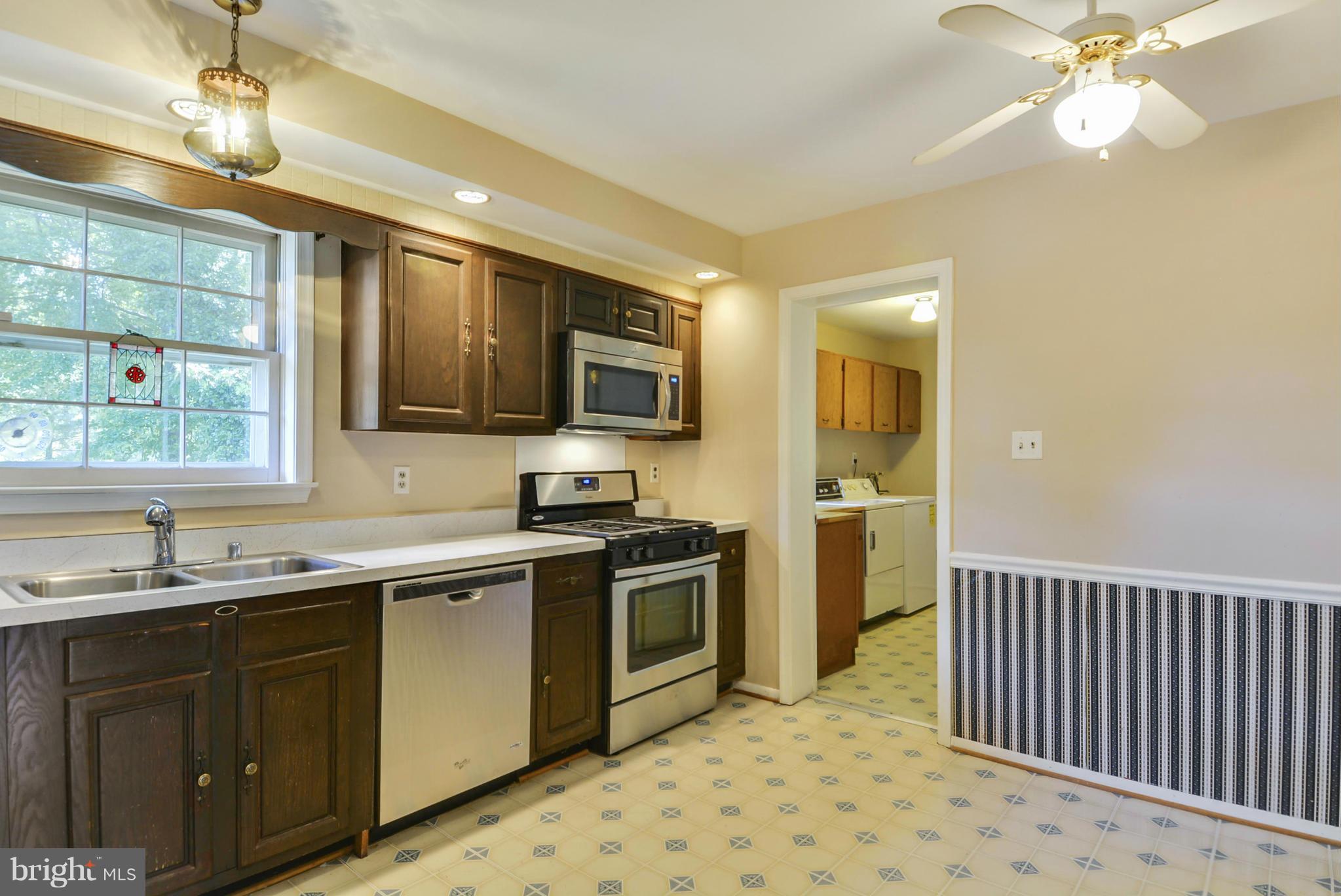 19436 Olney Mill Road Olney, MD 20832 - Photo 8 of 30 Kitchen