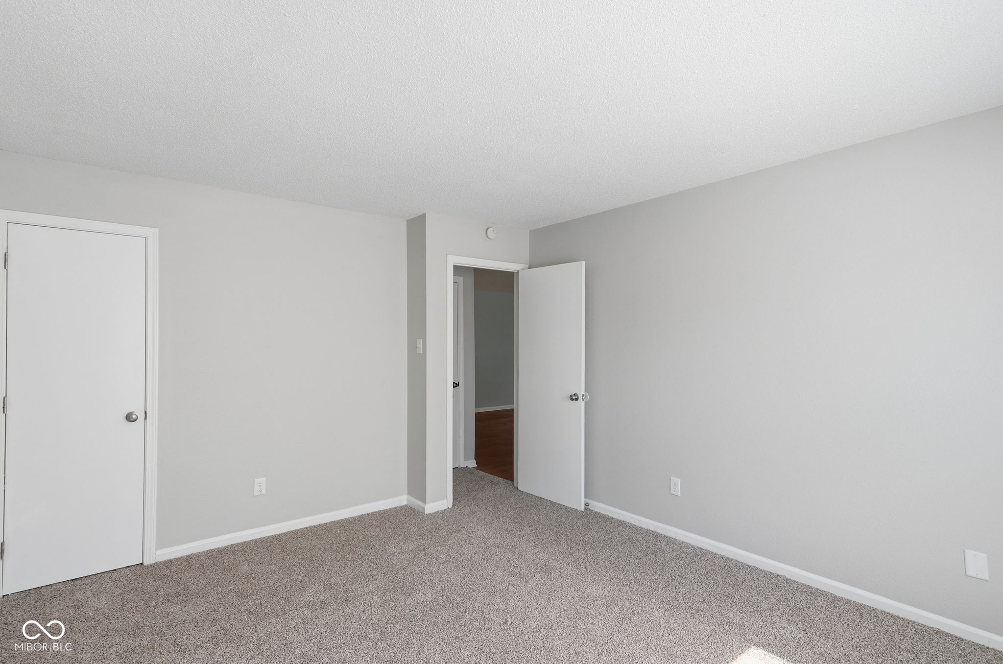 7433 Redcliff Road Indianapolis, IN 46256 - Photo 18 of 32