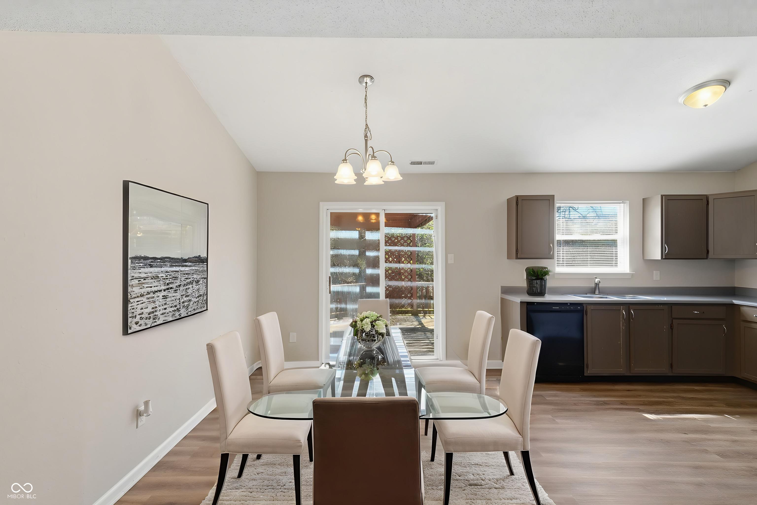 7433 Redcliff Road Indianapolis, IN 46256 - Photo 5 of 32