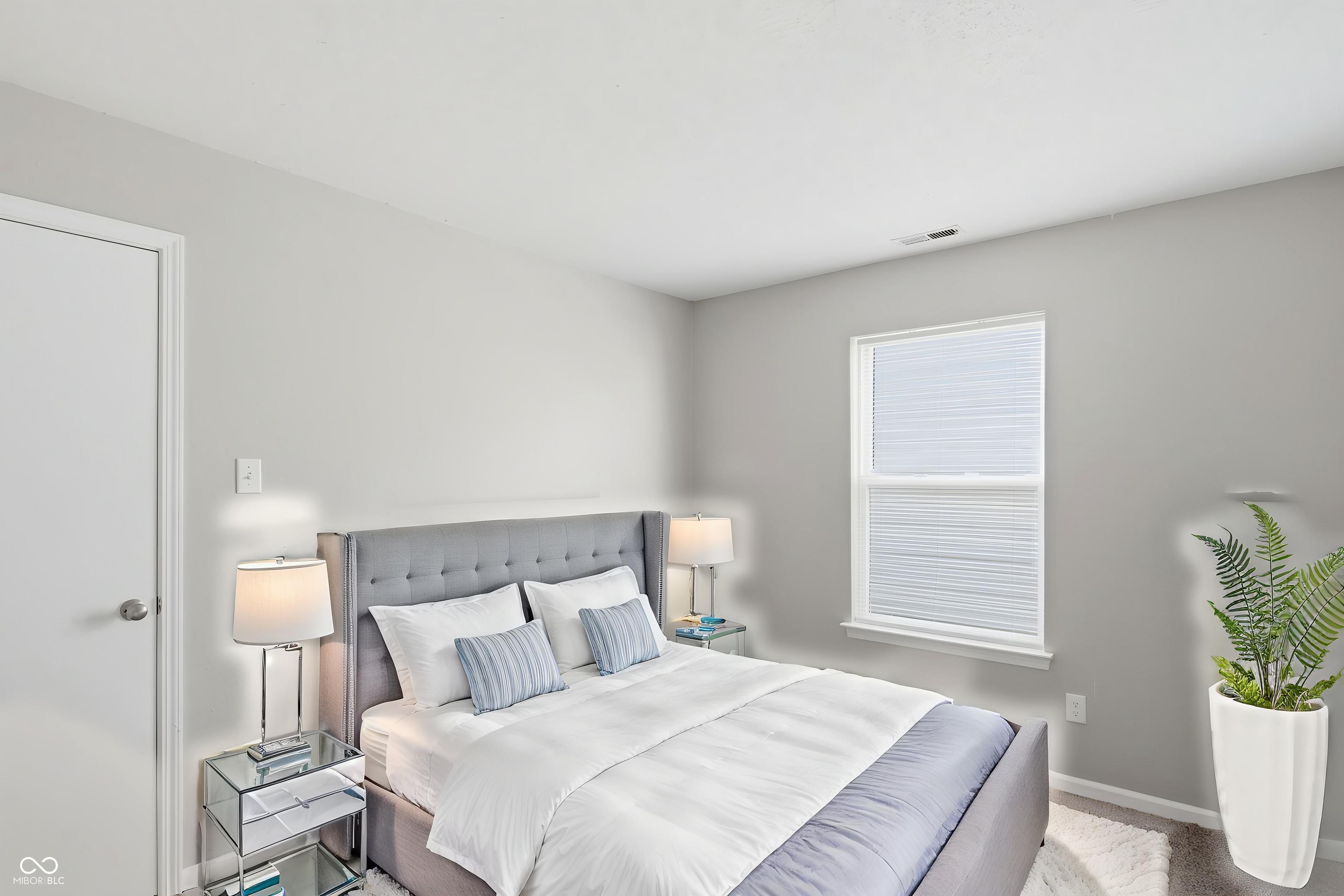 7433 Redcliff Road Indianapolis, IN 46256 - Photo 8 of 32