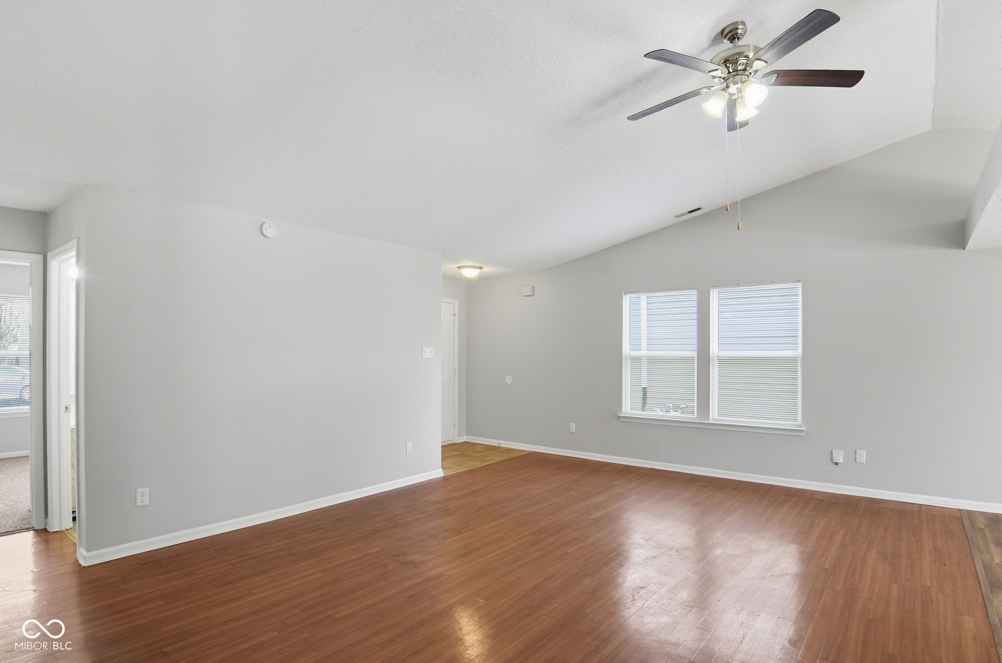 7433 Redcliff Road Indianapolis, IN 46256 - Photo 10 of 32