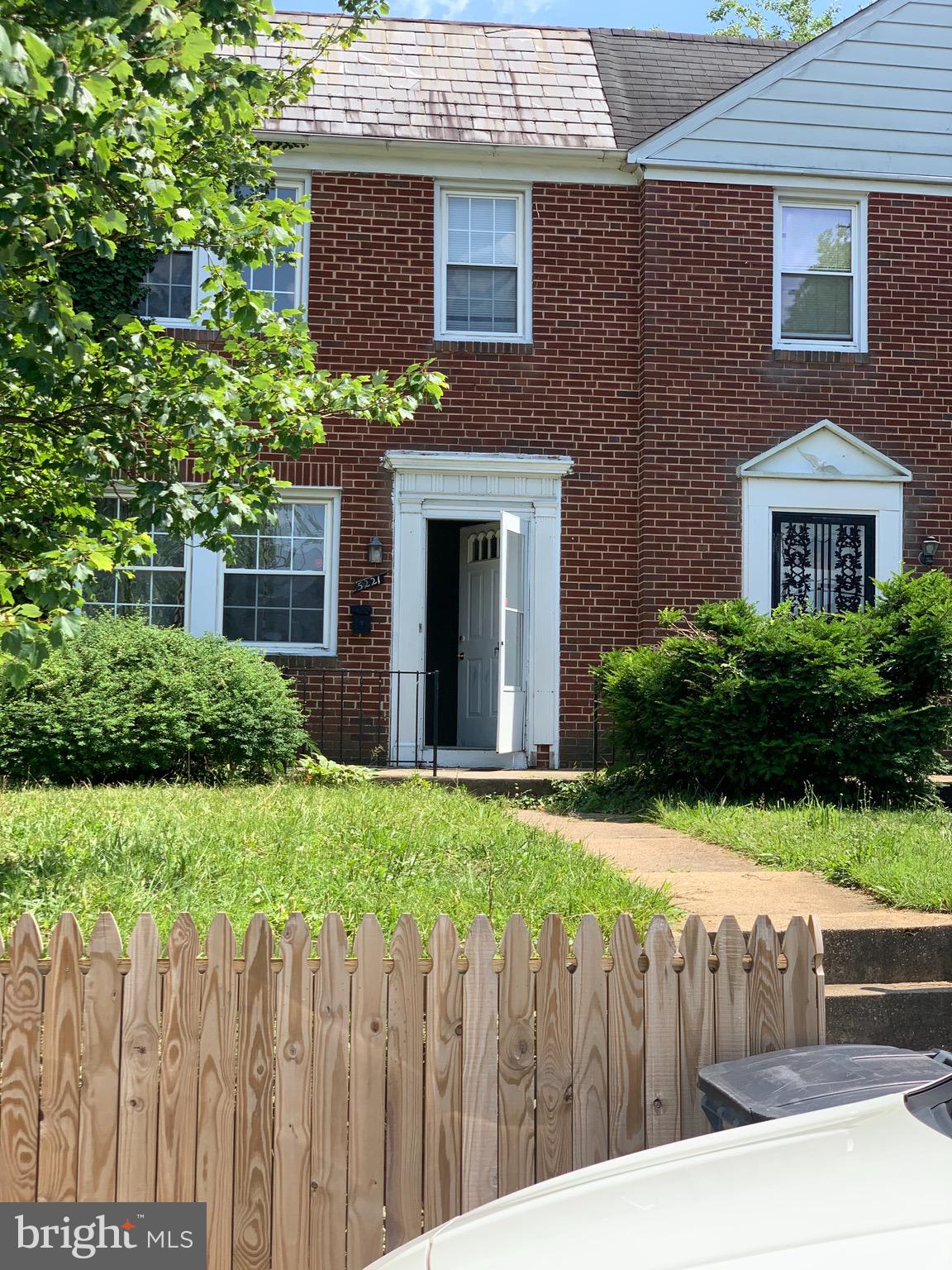 5221 Old Frederick Road Baltimore, MD 21229 - Photo 2 of 30