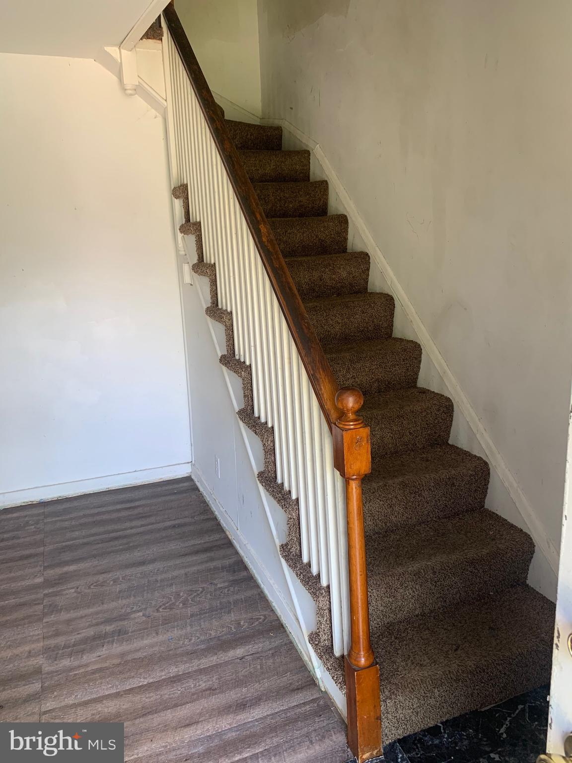 5221 Old Frederick Road Baltimore, MD 21229 - Photo 3 of 30