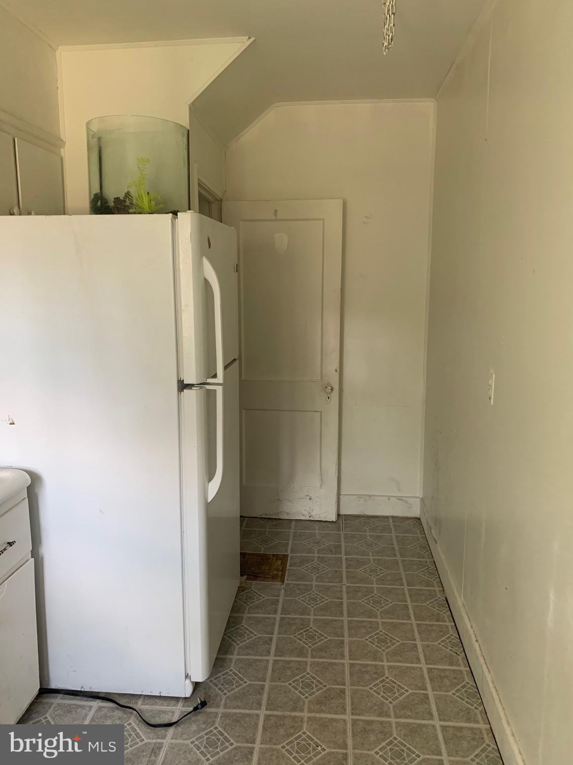 5221 Old Frederick Road Baltimore, MD 21229 - Photo 8 of 30