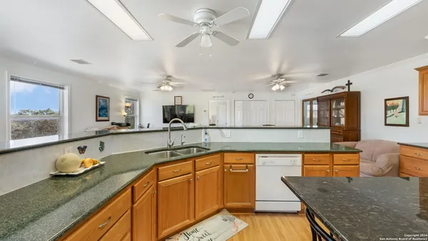 $1,290,000 | 29266 Farm To Market Road 3009, New Braunfels, TX 78132