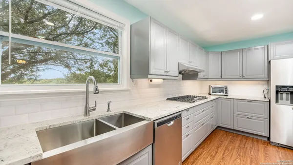 $1,290,000 | 29266 Farm To Market Road 3009, New Braunfels, TX 78132