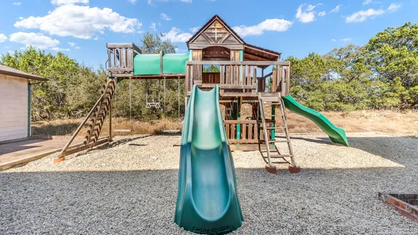 $1,290,000 | 29266 Farm To Market Road 3009, New Braunfels, TX 78132