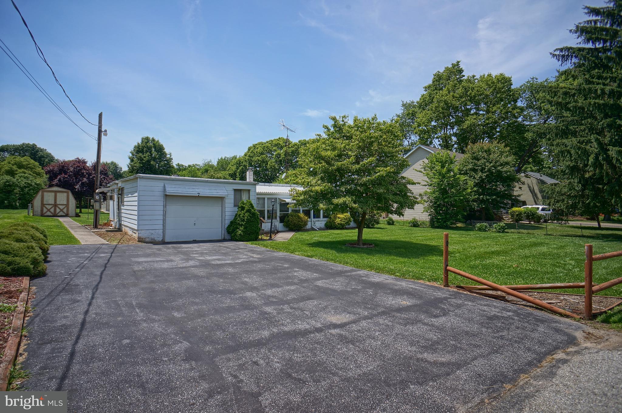 7 Bare Road Mechanicsburg, PA 17050 - Photo 3 of 11 Gallery Image 3