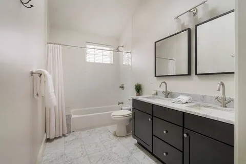 $2,399,000 | 17 Summit Avenue, Unit 2, Brookline, MA 02446