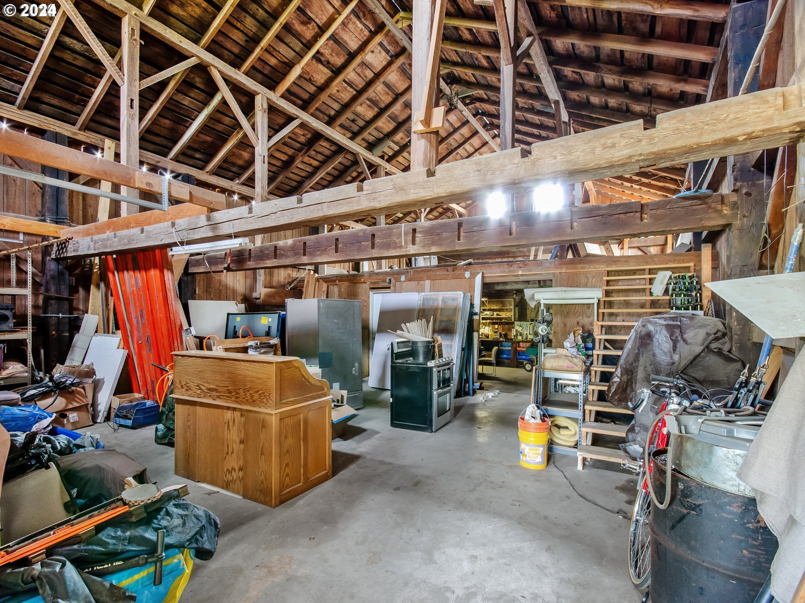 14438 Keil Road Northeast Aurora, OR 97002 - Photo 27 of 30 Gallery Image 27