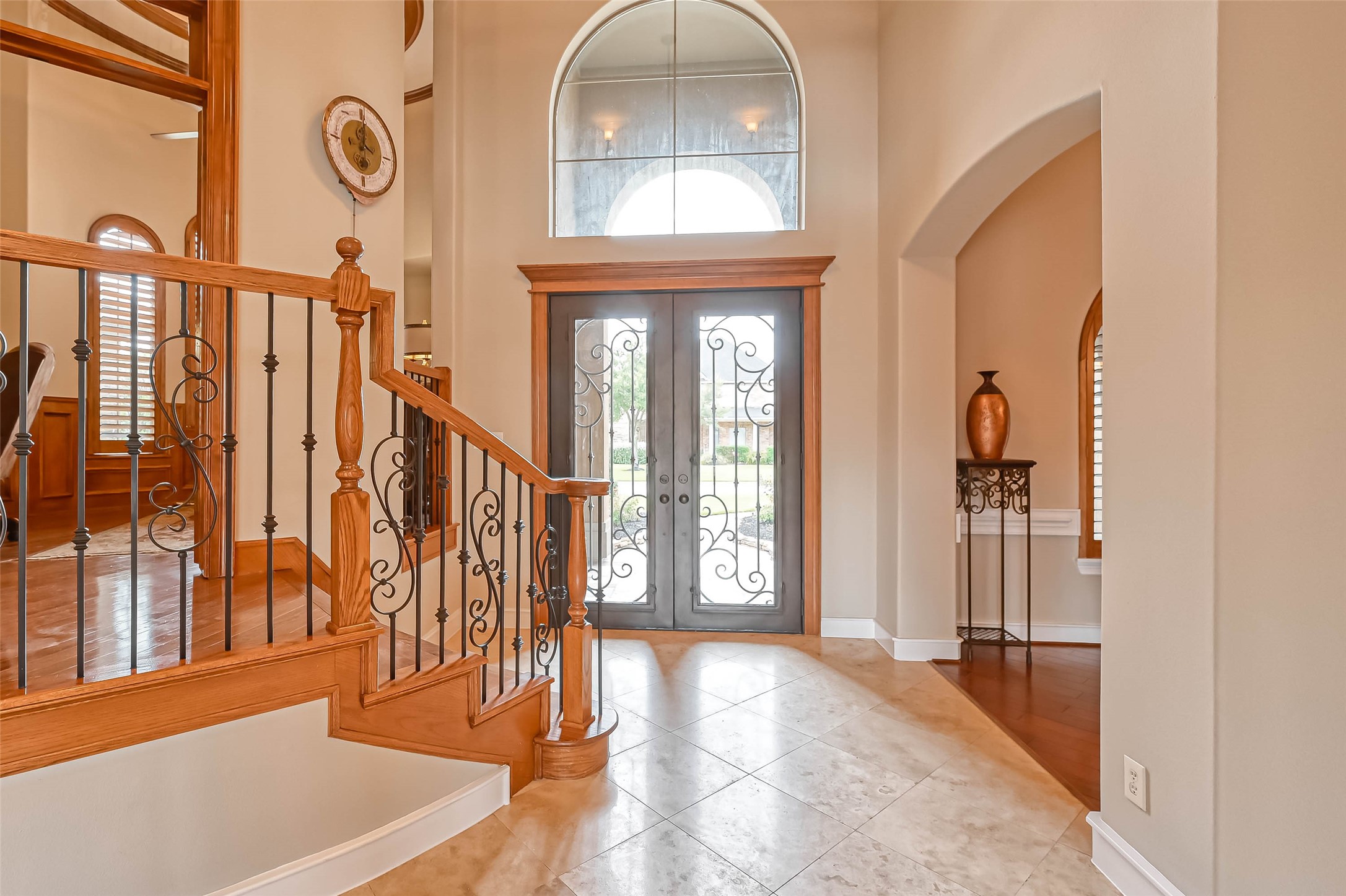 13815 Nathan Ridge Lane Cypress, TX 77429 - Photo 4 of 49 a view of front door with stairs