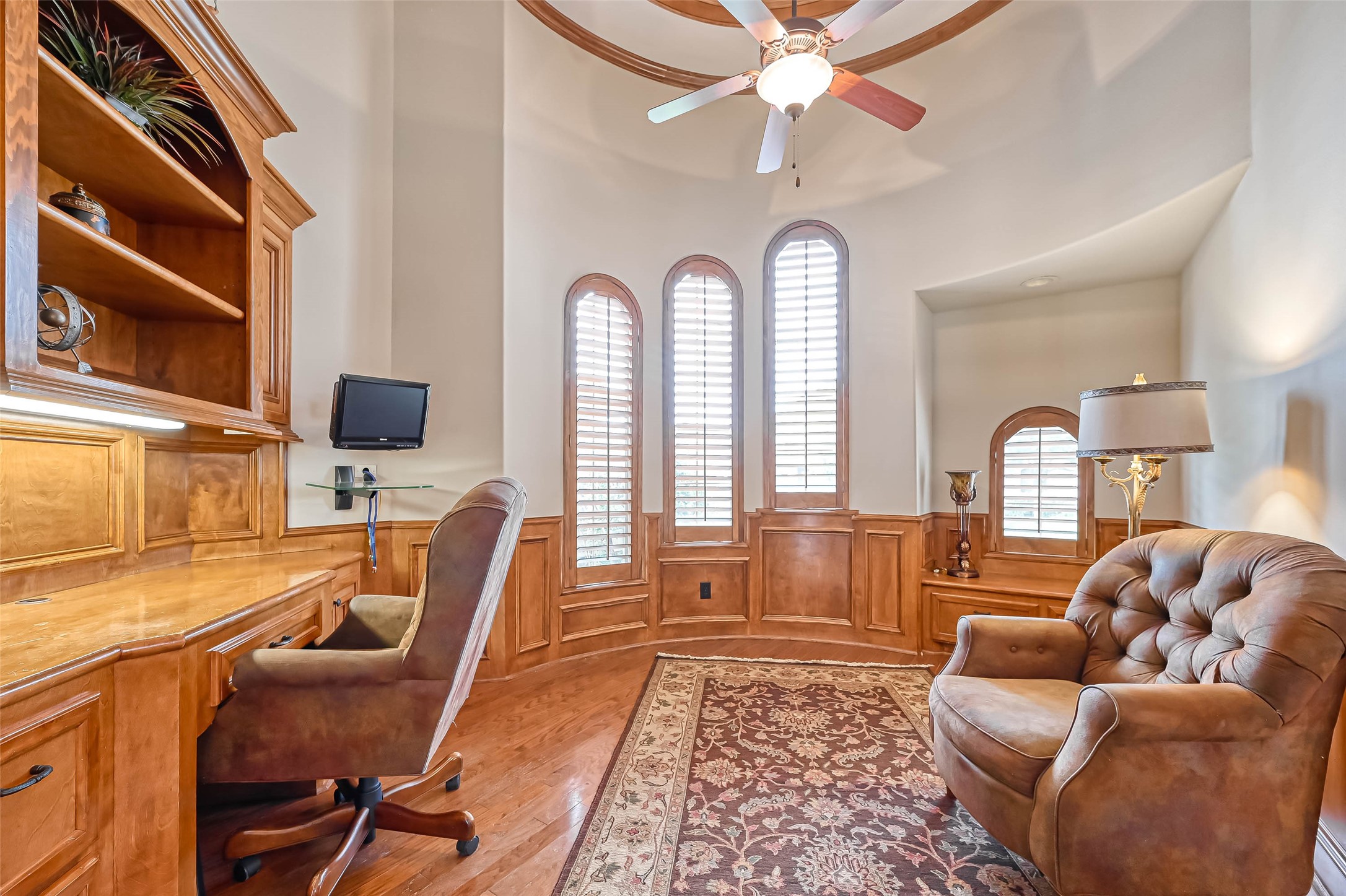 13815 Nathan Ridge Lane Cypress, TX 77429 - Photo 5 of 49 a living room with furniture and a chandelier