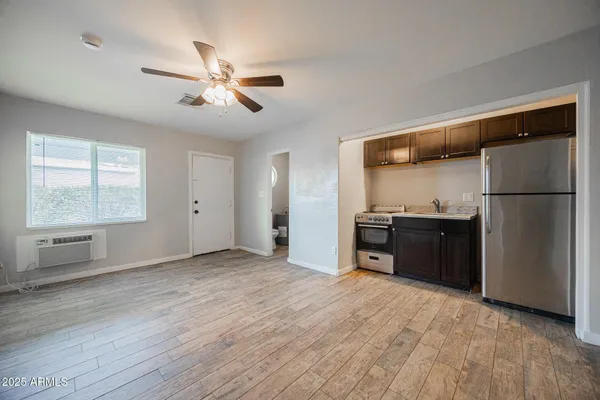 $795 | 1505 East Harvard Street, Unit B, Phoenix, AZ 85006