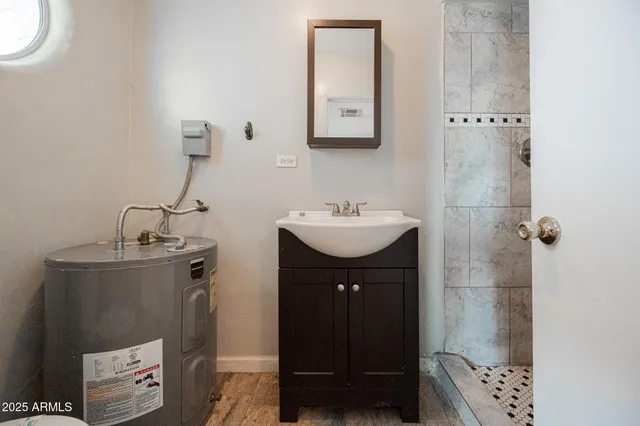 $895 | 1505 East Harvard Street, Unit B, Phoenix, AZ 85006