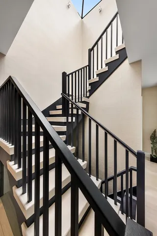 $15,950,000 | 116 East 61st Street | Lenox Hill