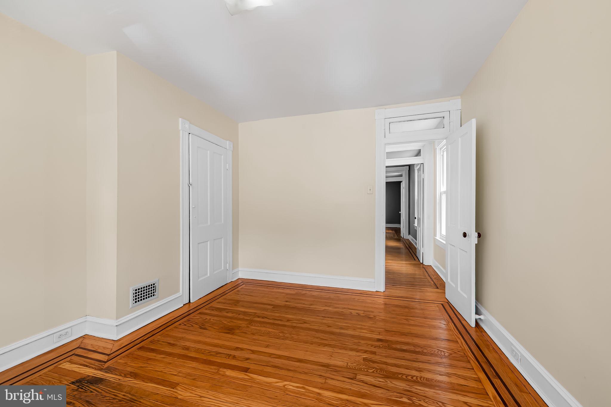 304 West Cold Spring Lane Baltimore, MD 21210 - Photo 20 of 34