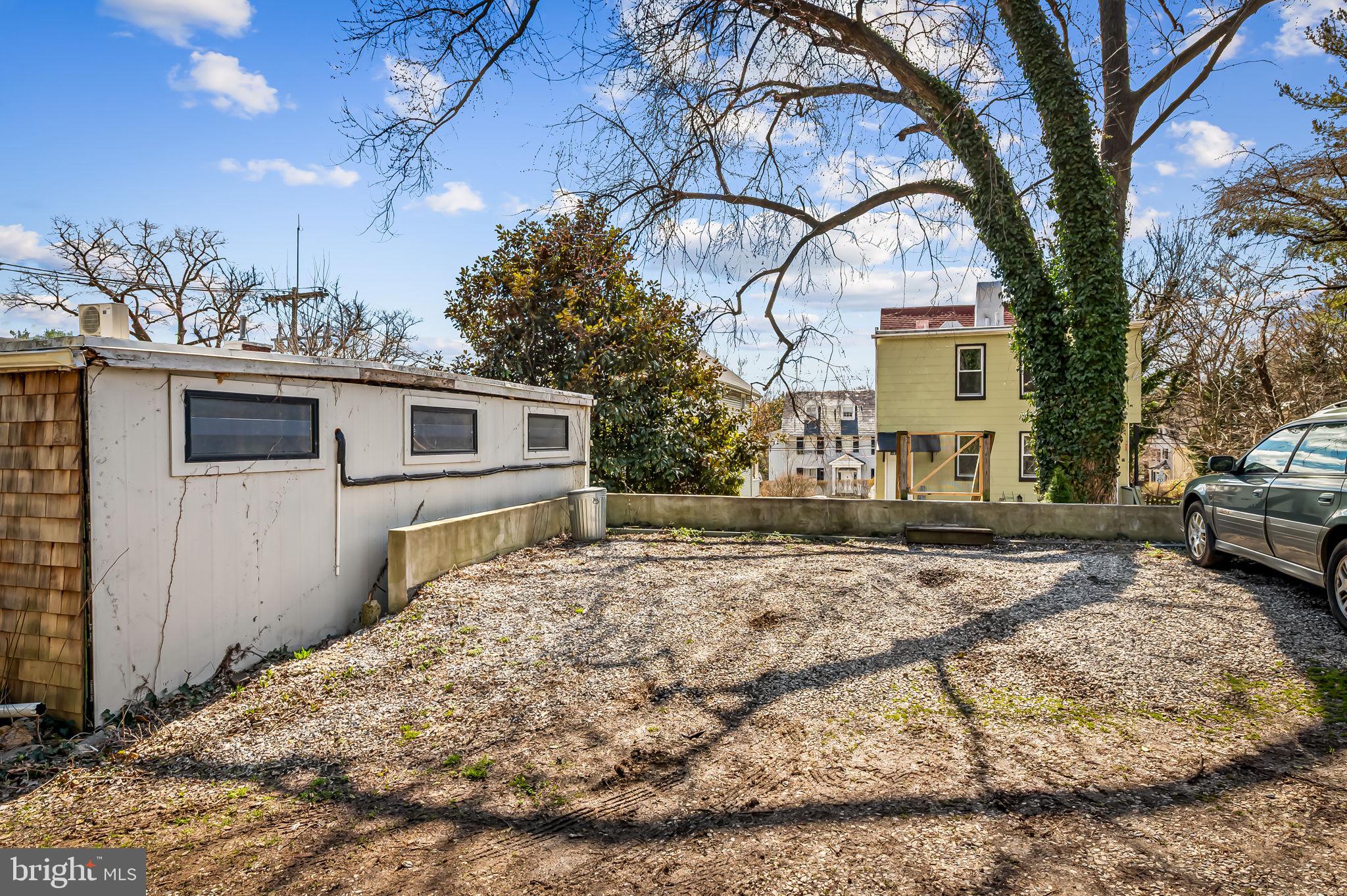 304 West Cold Spring Lane Baltimore, MD 21210 - Photo 34 of 34 Spacious outdoor area with potential.