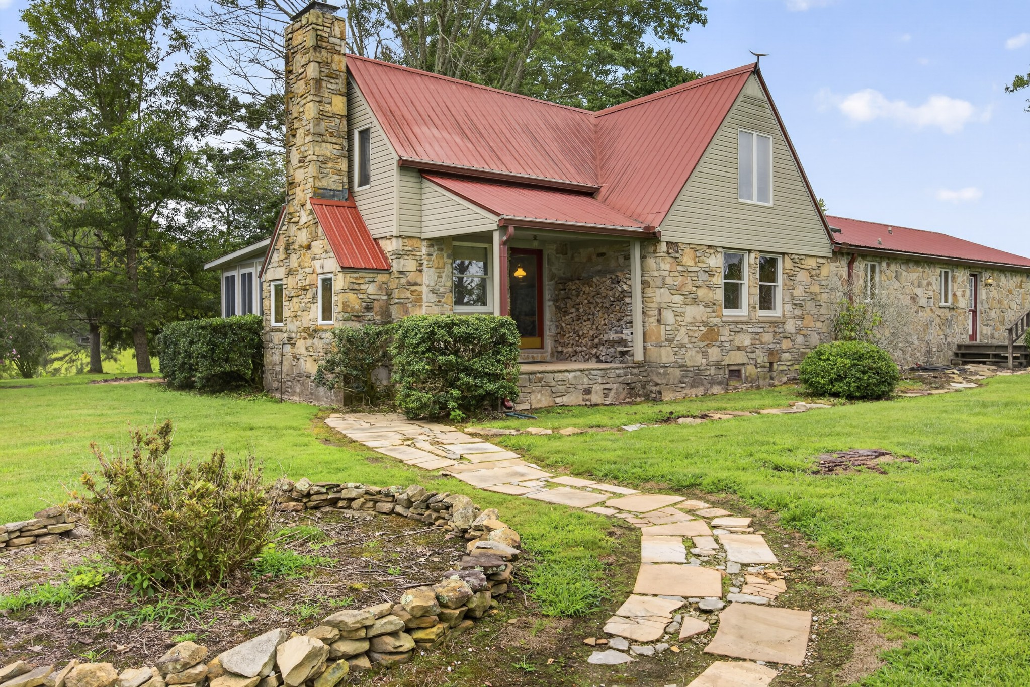 1705 Open Range Road Crossville, TN 38555 - Photo 2 of 32 Gallery Image 2