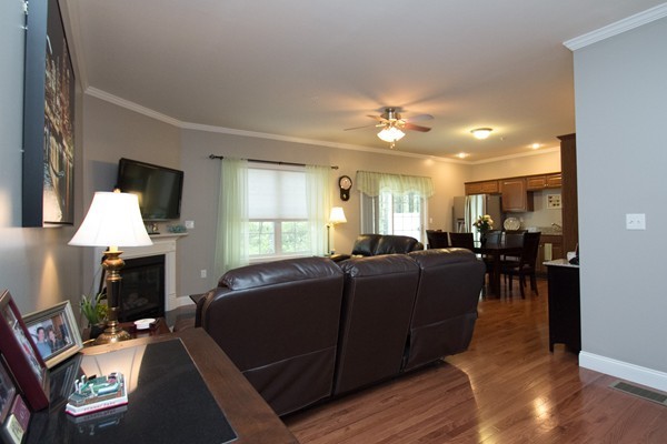 90 Rangeway Road, Unit 102 Billerica, MA 01862 - Photo 3 of 19