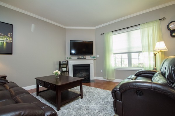 90 Rangeway Road, Unit 102 Billerica, MA 01862 - Photo 4 of 19