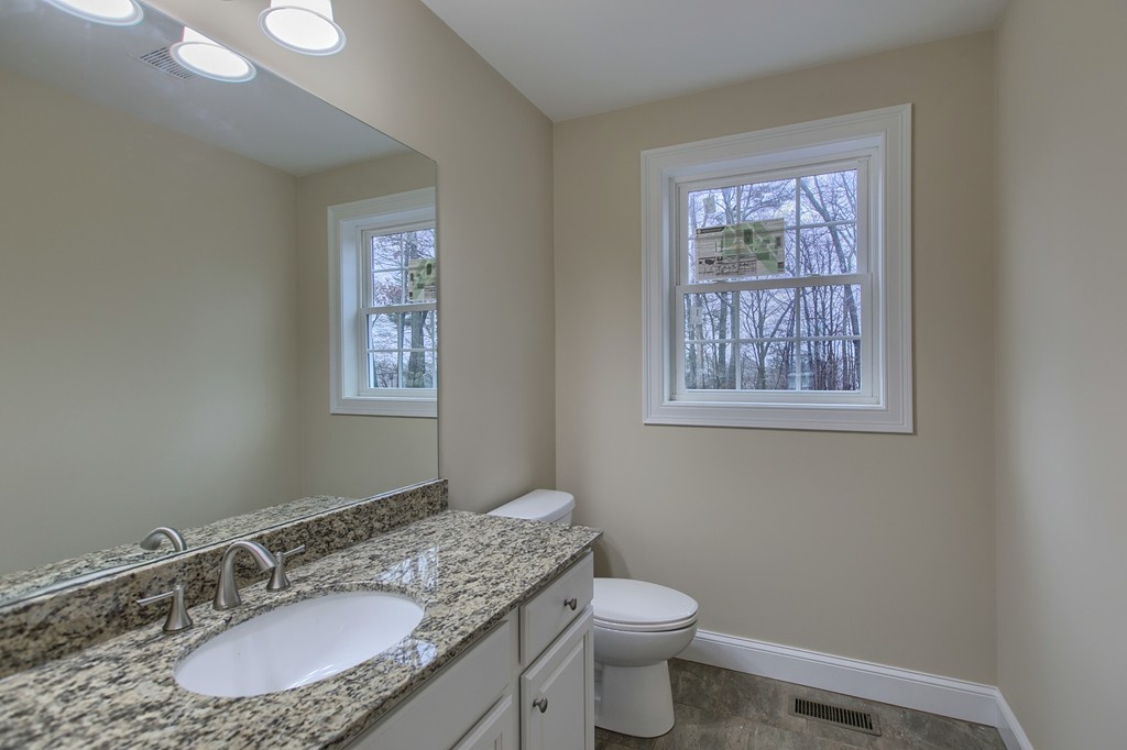 7 Princeton Road Burlington, MA 01803 - Photo 8 of 30 Gallery Image 8