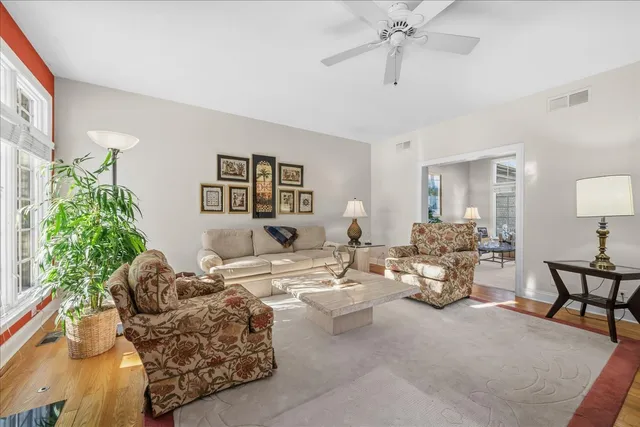 $699,900 | 1427 Cress Creek Court, Naperville, IL 60563