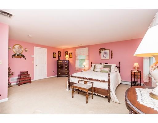 18 Sunset Road Dracut, MA 01826 - Photo 12 of 17 Gallery Image 12