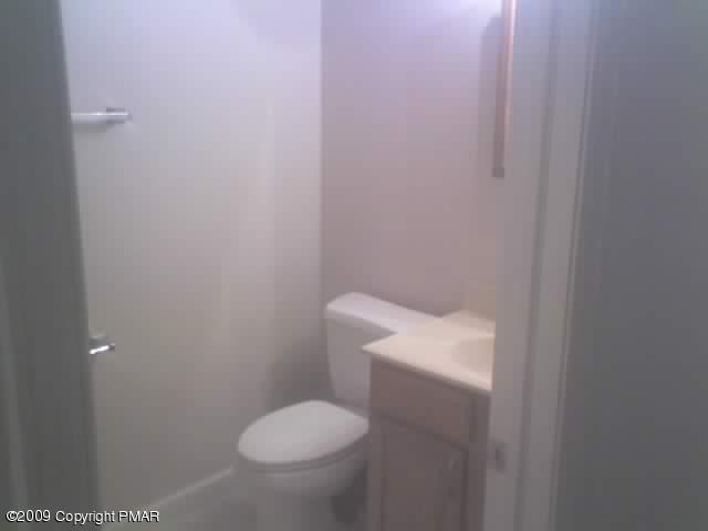 5203 Mayfair Road Tobyhanna, PA 18466 - Photo 9 of 13 Full Bath 2