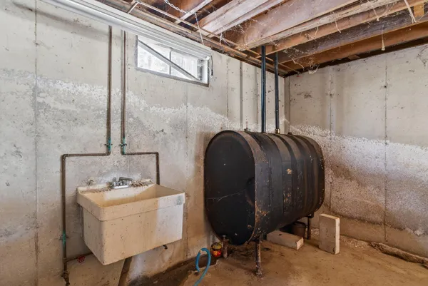 $265,000 | 127 Gardiner Road, Wiscasset, ME 04578