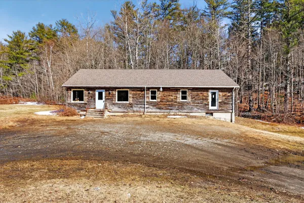 $265,000 | 127 Gardiner Road, Wiscasset, ME 04578