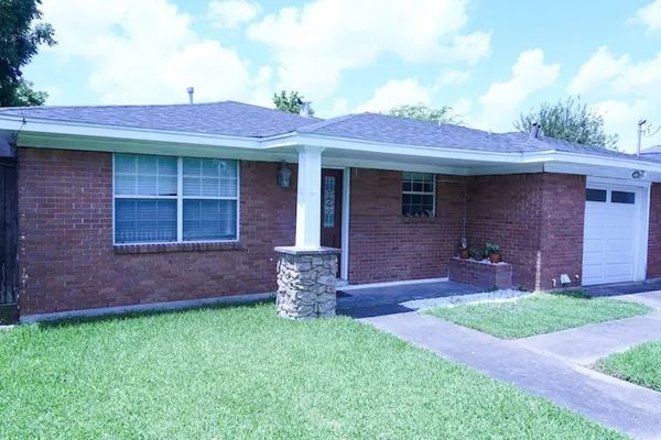 $204,500 | 7818 Avenue F, Houston, TX 77012
