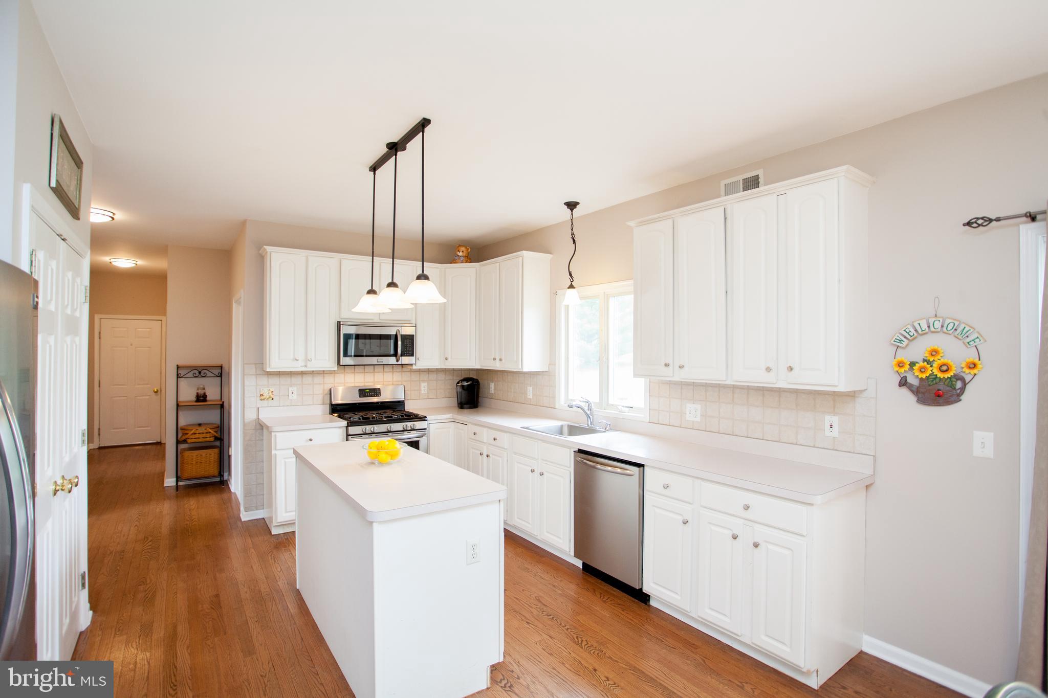 52 Rick Road Milford, NJ 08848 - Photo 11 of 42 Eat In Kitchen with Ample Cabinet & Counter Space