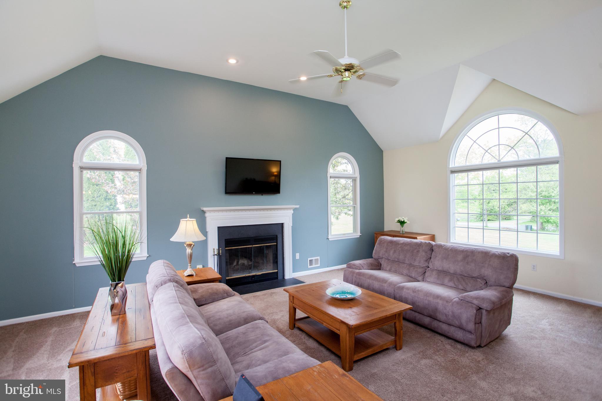 52 Rick Road Milford, NJ 08848 - Photo 16 of 42 Sun filled Great Room Wood Burning Fire Place