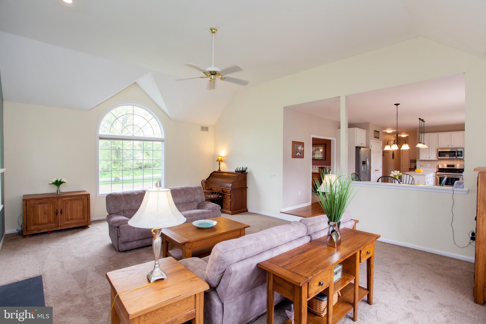 52 Rick Road Milford, NJ 08848 - Photo 17 of 42 The Great Room