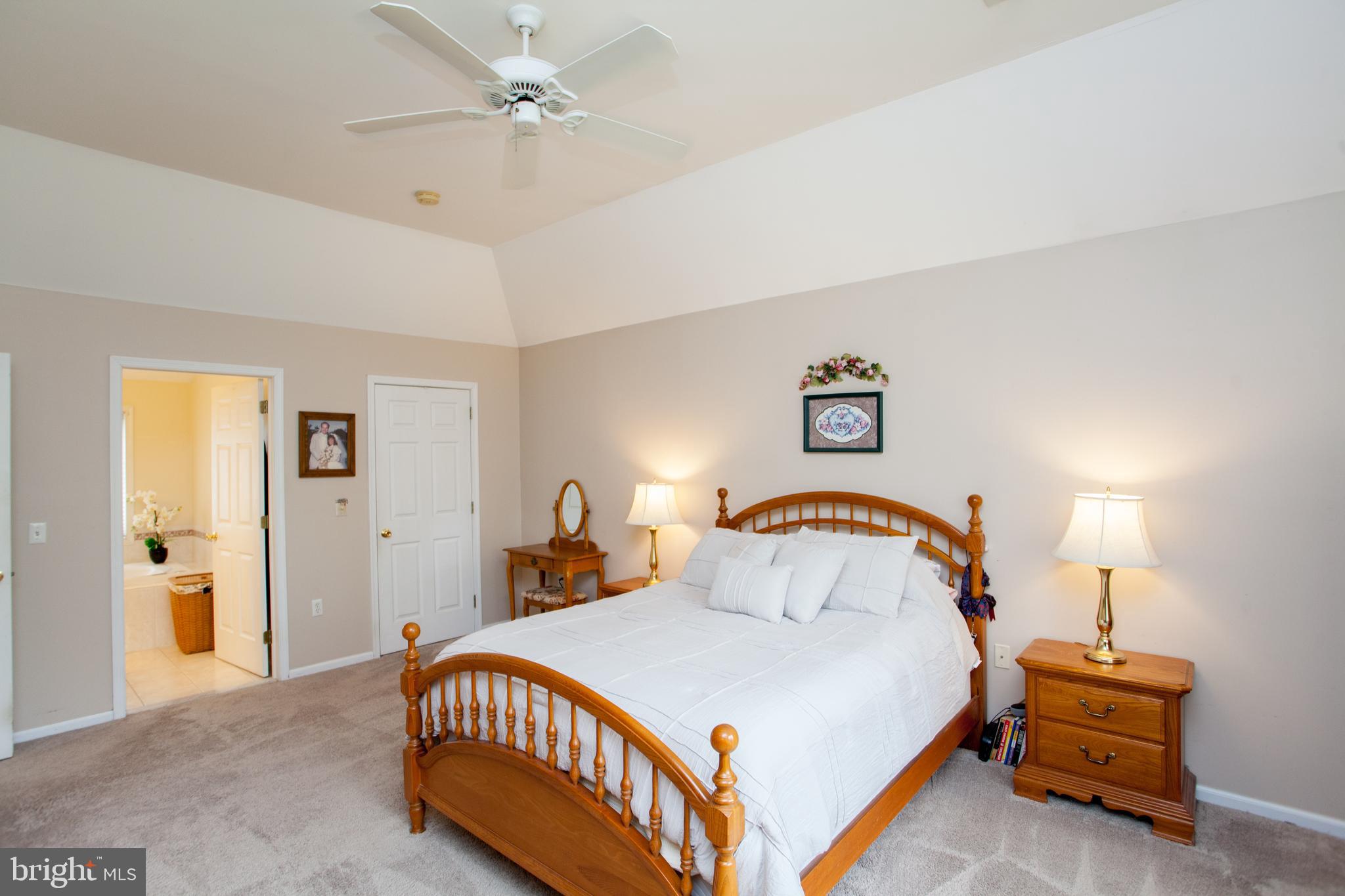 52 Rick Road Milford, NJ 08848 - Photo 23 of 42 Primary Bedroom