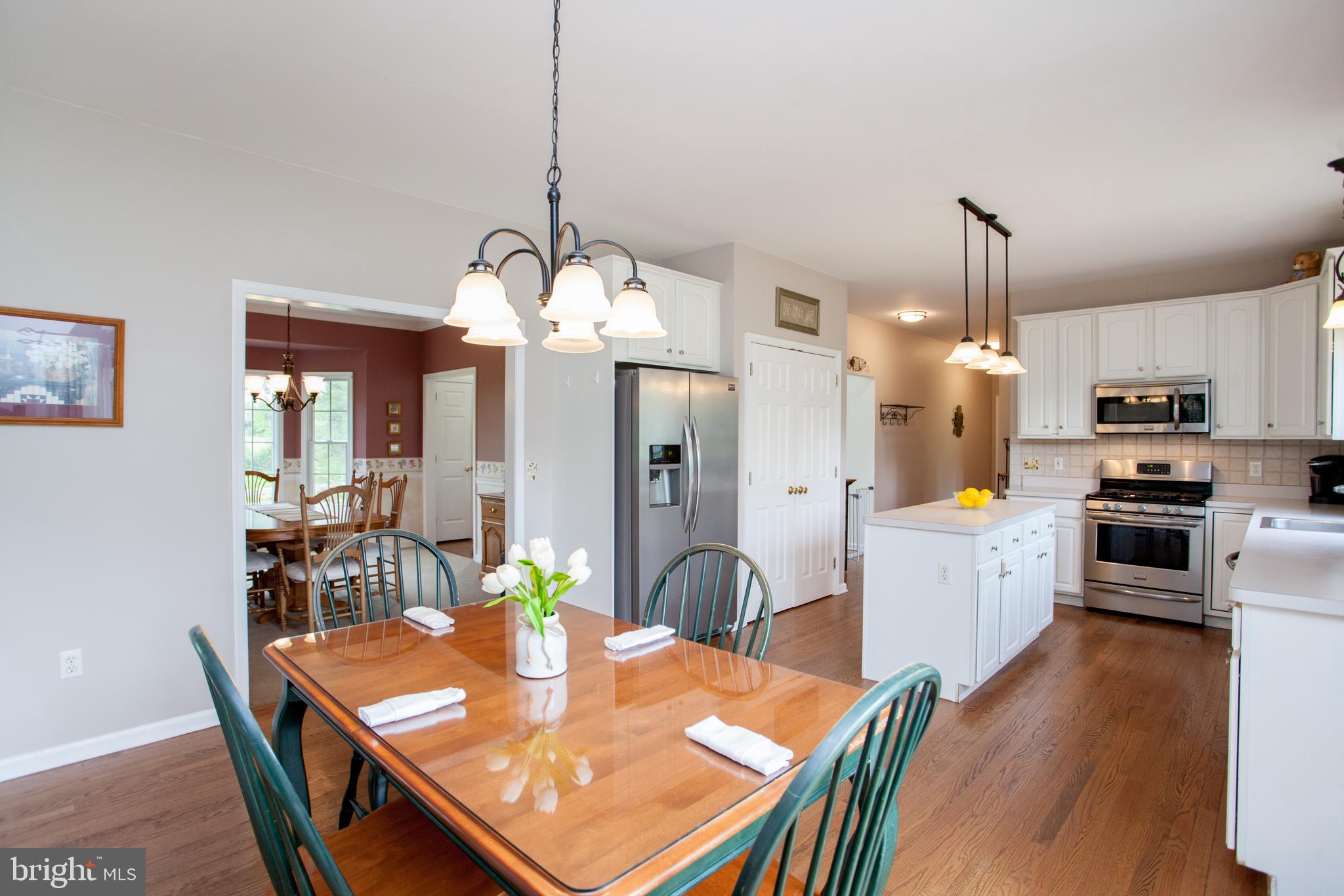 52 Rick Road Milford, NJ 08848 - Photo 10 of 42 Eat in Kitchen looking into Dining Room