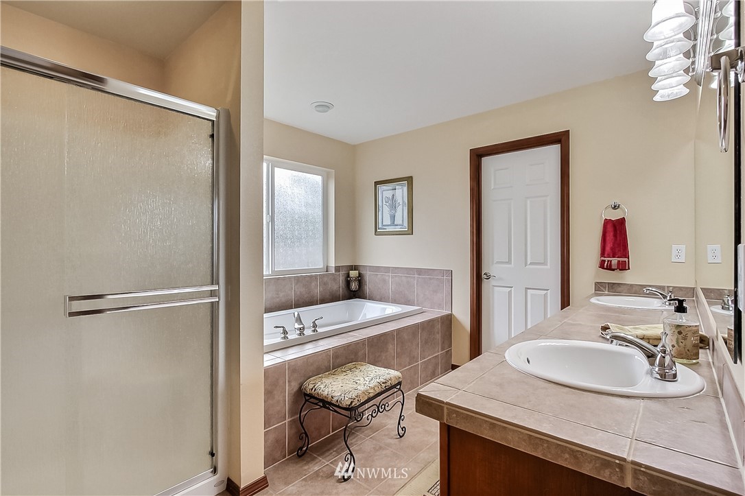 4627 181st Lane Southwest Rochester, WA 98579 - Photo 14 of 20