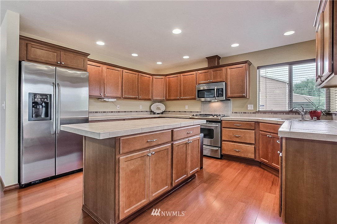 4627 181st Lane Southwest Rochester, WA 98579 - Photo 8 of 20