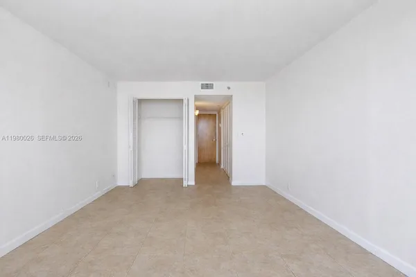 $2,875 | 7601 East Treasure Drive, Unit 2309, North Bay Village, FL 33141