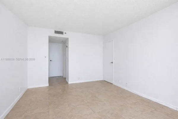 $2,875 | 7601 East Treasure Drive, Unit 2309, North Bay Village, FL 33141