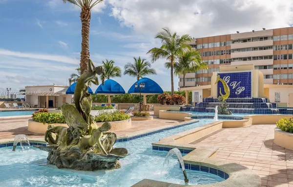 $2,875 | 7601 East Treasure Drive, Unit 2309, North Bay Village, FL 33141